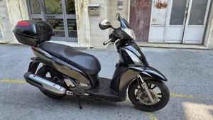 Kymco People 200i GT (2010 - 17)  (6)