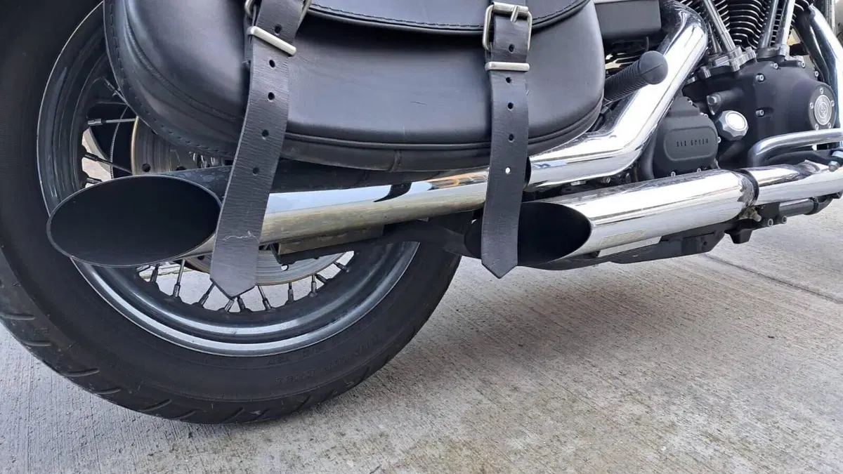 Harley-Davidson 1584 Street Bob (2008 - 15) - FXDB  (9)