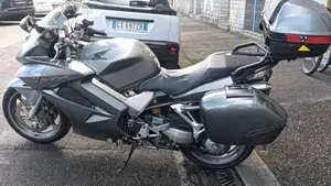 Honda VFR 800 (2006 - 13) 