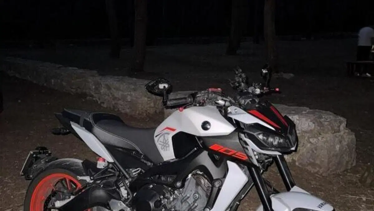 Yamaha MT-09 (2017 - 20)  (12)