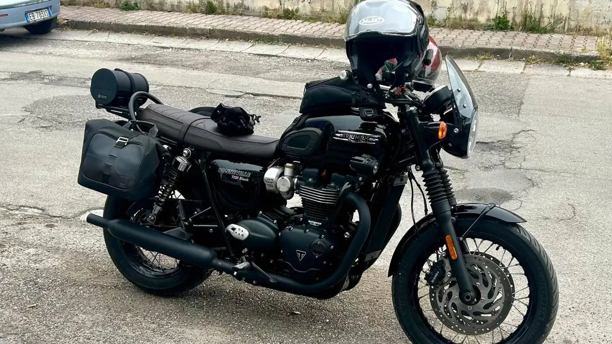Triumph Bonneville T120 Black (2021 - 25) 