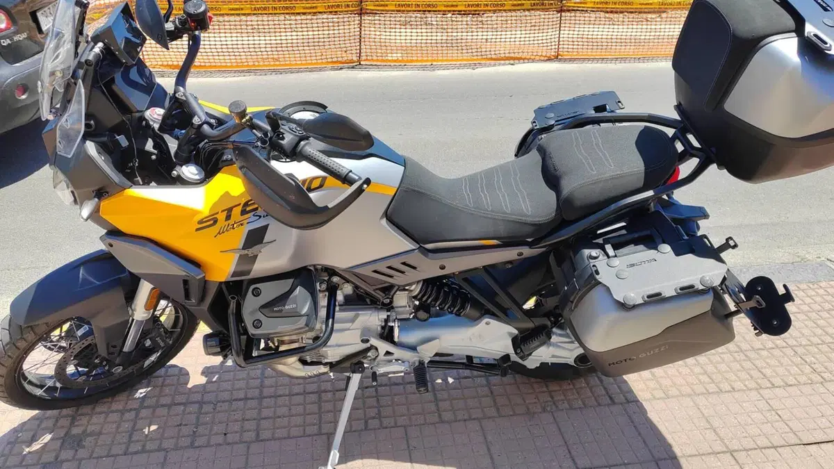 Moto Guzzi Stelvio PFF (2024 - 26)  (2)