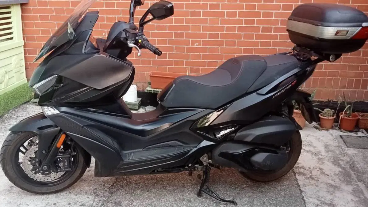 Kymco Xciting VS 400i (2023 - 26)  (8)