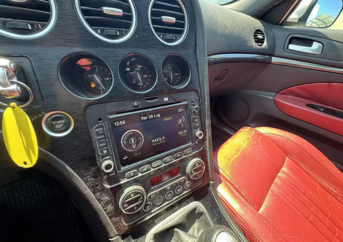Alfa Romeo 159 2.0 JTDm Eco Distinctive (18)