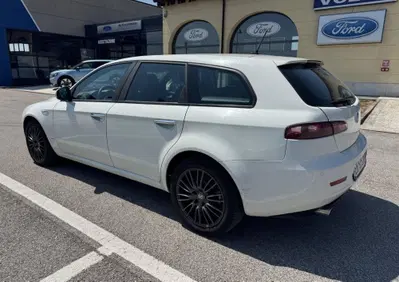 Alfa Romeo 159 2.0 JTDm Eco Distinctive (4)