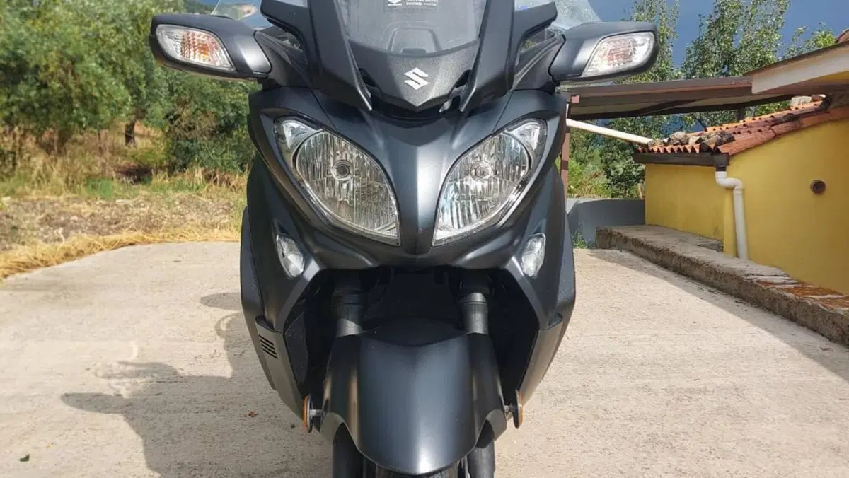 Suzuki Burgman AN 650 Executive (2017 - 20)  (2)
