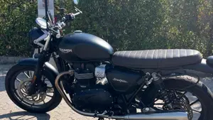 Triumph Street Twin 900 (2017 - 18)  (6)
