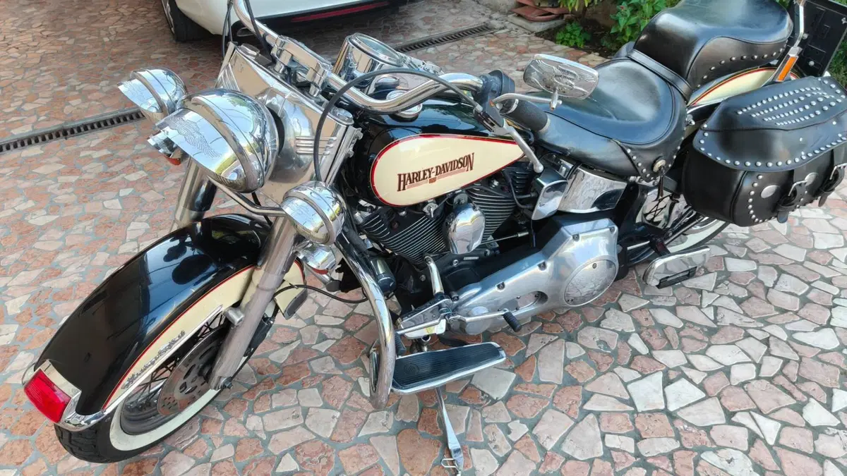 Harley-Davidson 1340 Heritage Classic (1984 - 98) - FLSTC  (11)