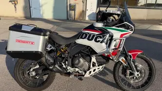 Ducati DesertX (2022 - 25) usata