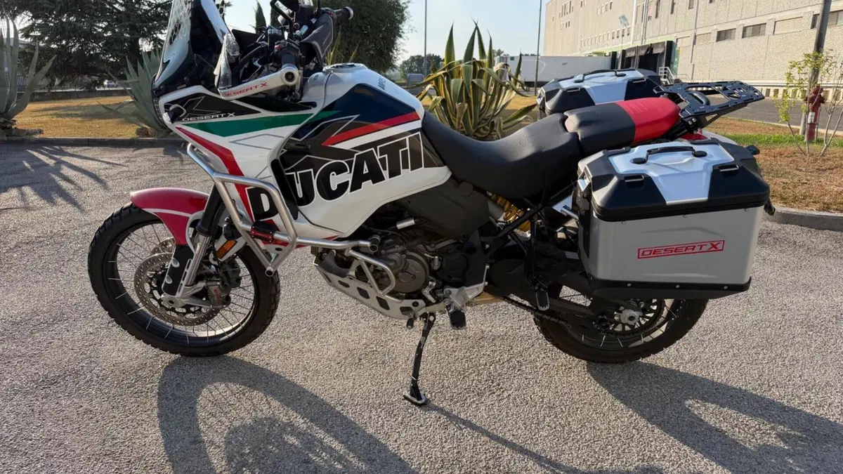 Ducati DesertX (2022 - 25)  (2)