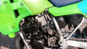 Kawasaki   (12)