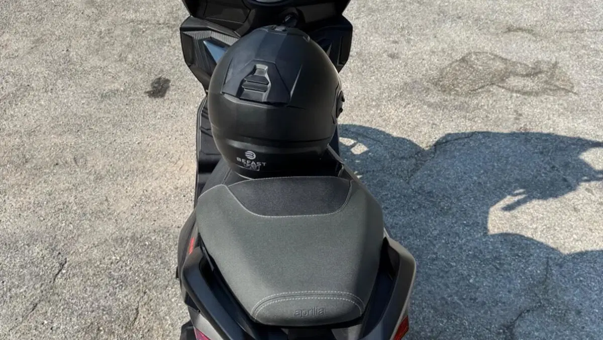 Aprilia SR GT 125 (2025 - 26)  (7)