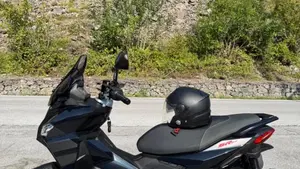 Aprilia SR GT 125 (2025 - 26)  (5)