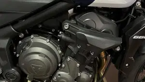 Triumph Trident 660 Triple Tribute Edition (2024)  (4)