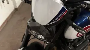 Triumph Trident 660 Triple Tribute Edition (2024)  (8)