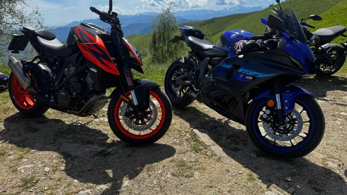 KTM 1290 Super Duke R (2020)  (6)