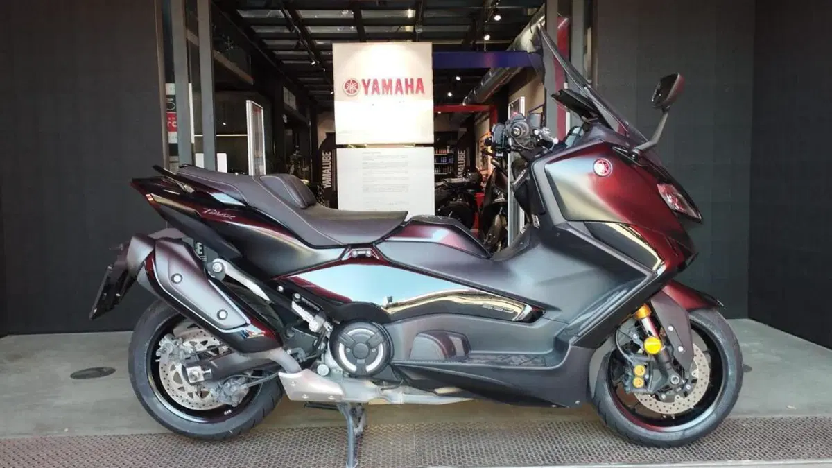 Yamaha T-Max 560 Tech Max (2022 - 24) 