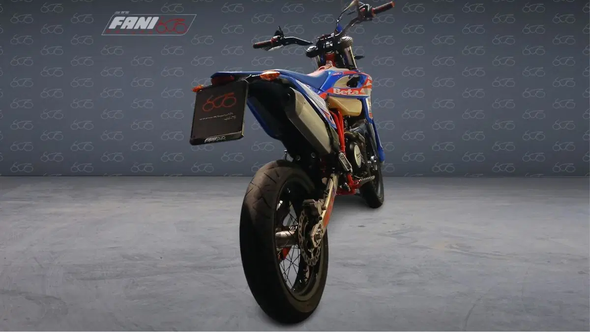 Betamotor RR 125 4T Motard R (2023 - 24)  (4)