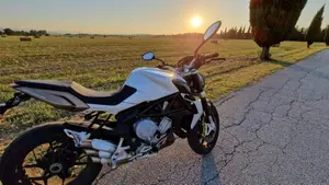 MV Agusta Brutale 675 EAS (2011 - 14)  (3)