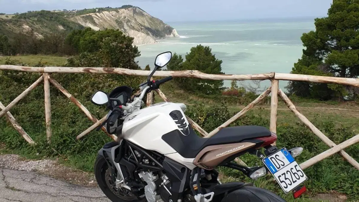 MV Agusta Brutale 675 EAS (2011 - 14)  (10)
