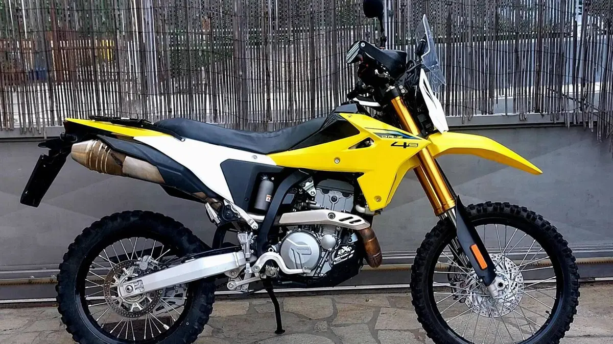 Suzuki DR-Z4S (2025 - 26) 