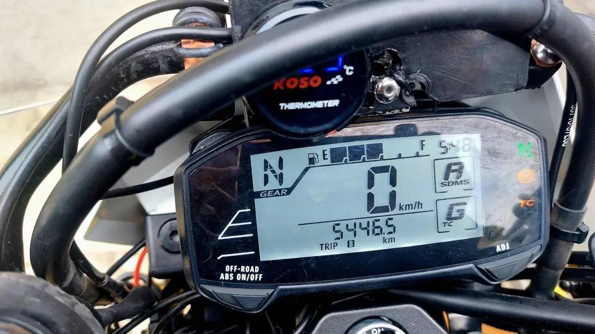 Suzuki DR-Z4S (2025 - 26)  (3)