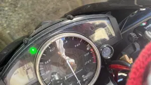 Yamaha YZF R6 (2006 - 07)  (9)