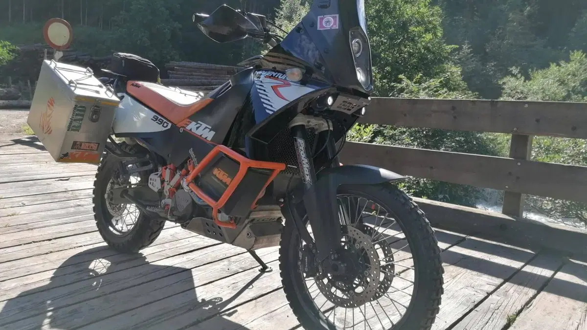 KTM 990 Adventure R (2009 - 11)  (4)