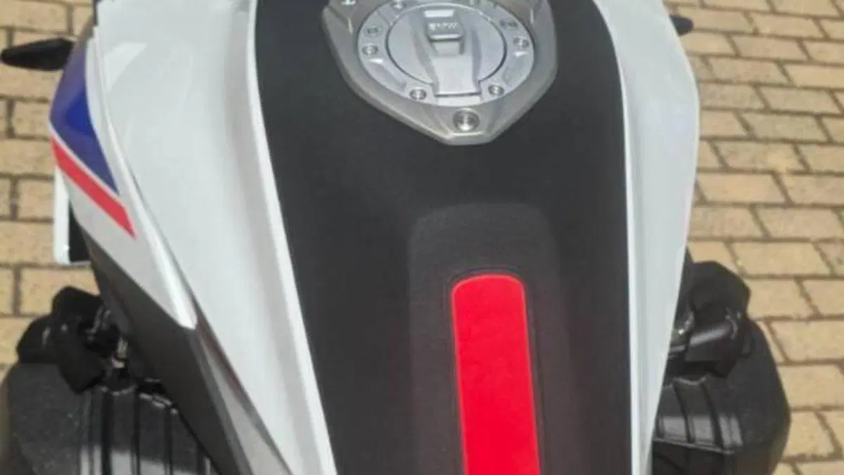 Bmw R 1300 RS (2026)  (8)