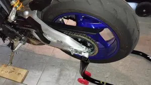 Yamaha MT-10 SP (2022 - 25)  (7)