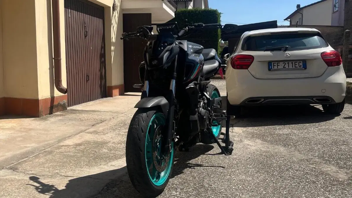 Yamaha MT-07 Pure (2023 - 25)  (2)