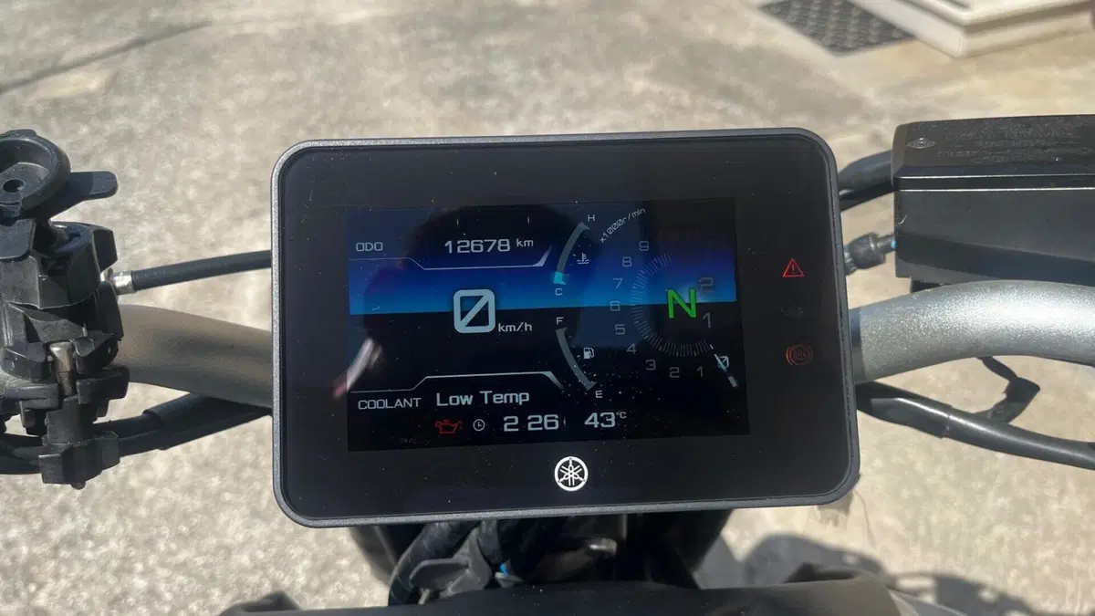 Yamaha MT-07 Pure (2023 - 25)  (10)