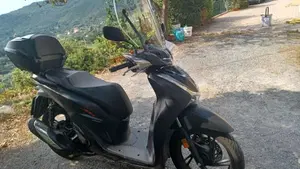 Honda SH 150i (2020 - 23)  (2)