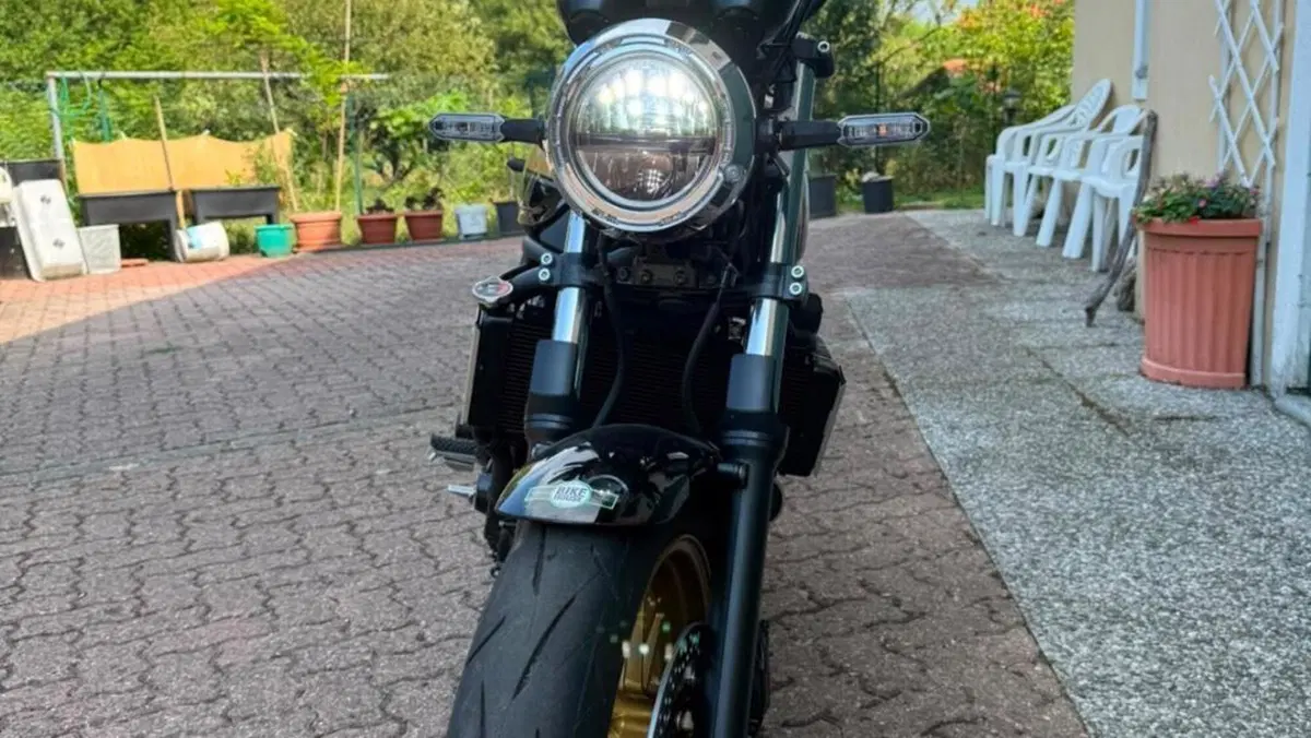 Kawasaki Z 650 RS (2025 - 26)  (6)