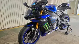 Yamaha YZF R1 (2015 - 16)  (3)