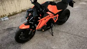 KTM 1390 Super Duke R (2024 - 26)  (2)