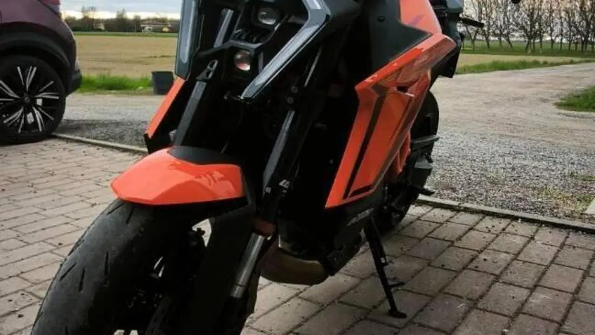 KTM 1390 Super Duke R (2024 - 26)  (5)