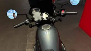Honda Rebel 250 (2000 - 03)  (6)