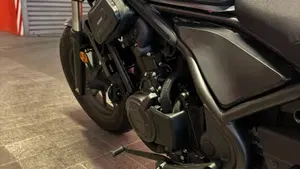 Honda Rebel 250 (2000 - 03)  (11)