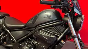 Honda Rebel 250 (2000 - 03)  (13)