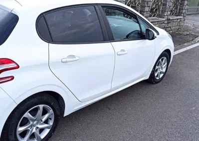 Peugeot 208 82 5 porte Allure (3)