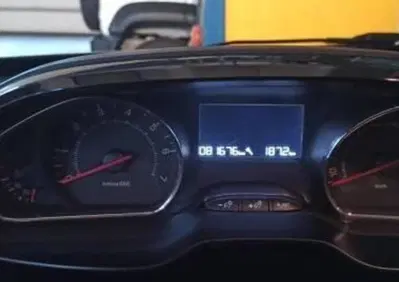 Peugeot 208 82 5 porte Allure (6)