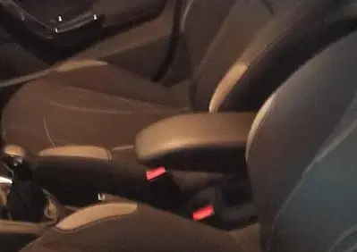 Peugeot 208 82 5 porte Allure (11)