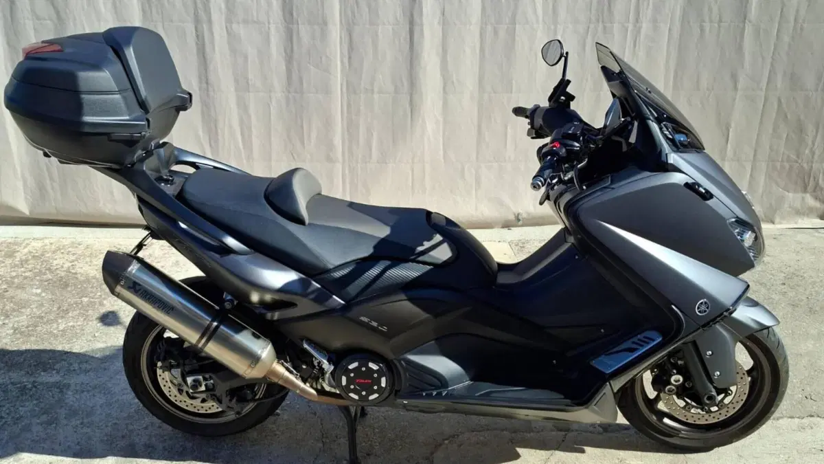 Yamaha T-Max 530 (2012 - 14)  (3)