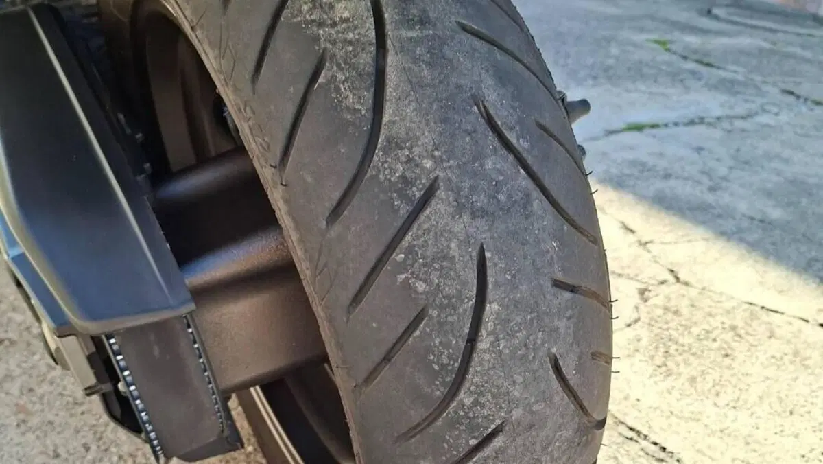 Yamaha T-Max 530 (2012 - 14)  (8)