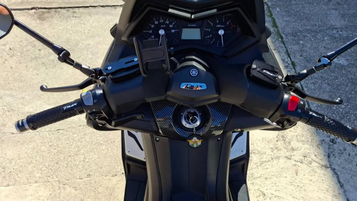 Yamaha T-Max 530 (2012 - 14)  (13)