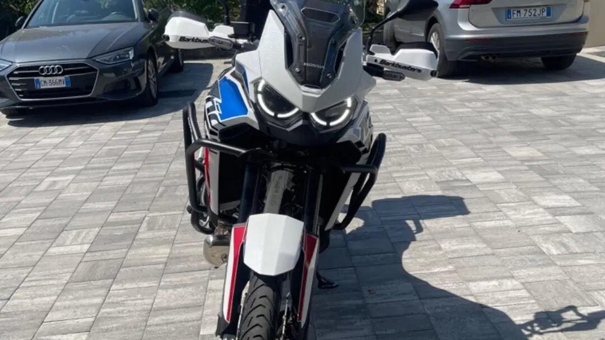 Honda Africa Twin CRF 1100L (2020 - 21)  (3)