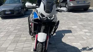 Honda Africa Twin CRF 1100L (2020 - 21)  (3)