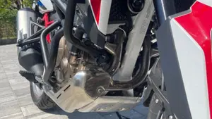Honda Africa Twin CRF 1100L (2020 - 21)  (10)
