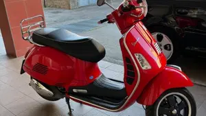 Vespa GTS 300 (2010 - 14) 